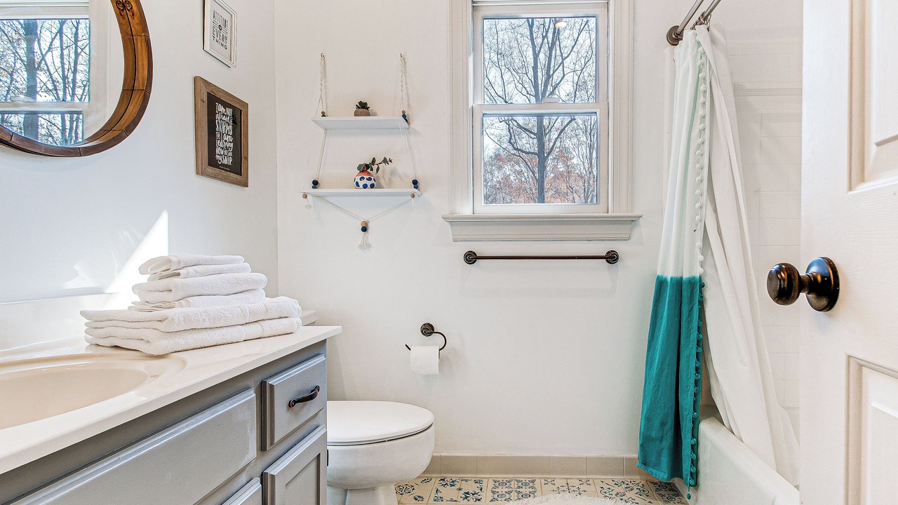 Photo of Bathroom in Stonebridge