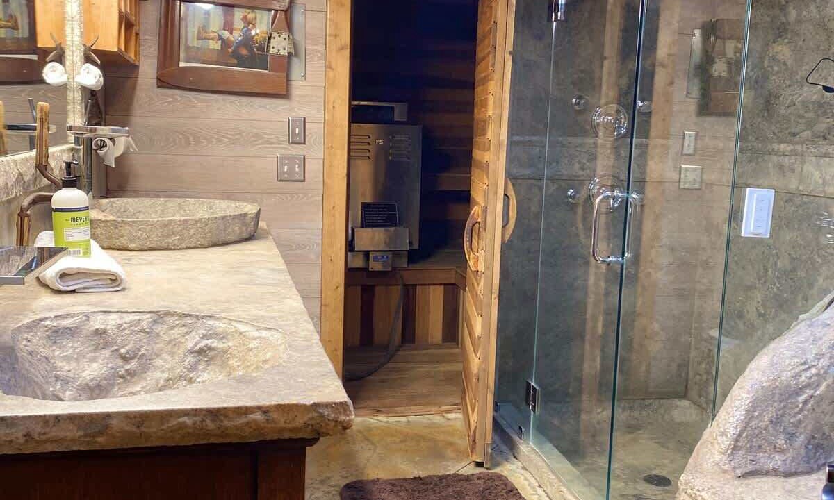 Photo of Bathroom in Salt Lake Mountain Resorts
