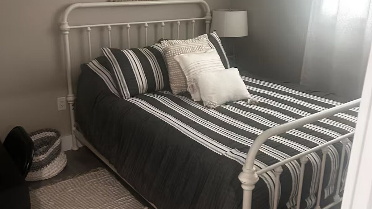 Photo of Bedroom in Palisades Park