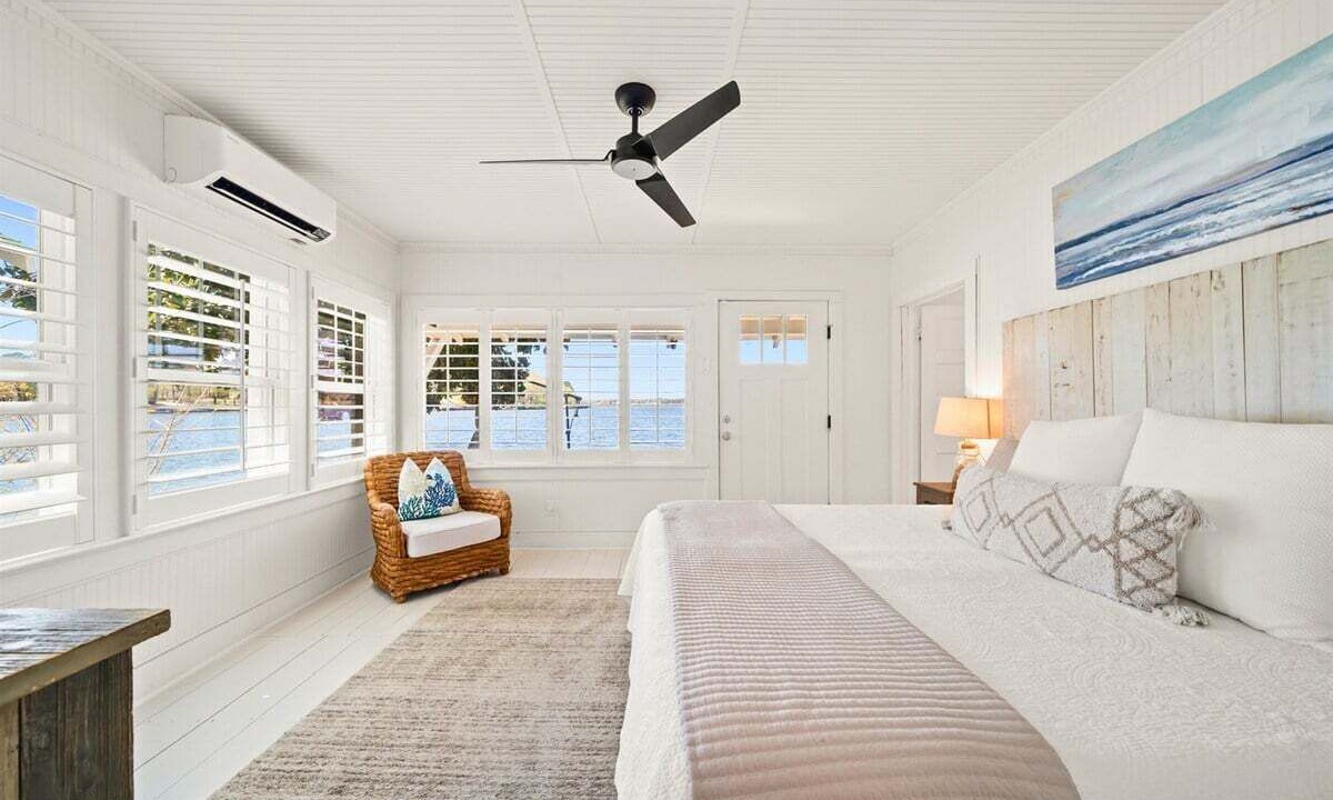 Photo of Bedroom in Mid America
