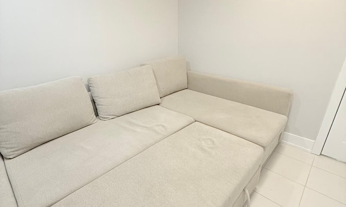Photo of Livingroom in Halton Regional Municipality