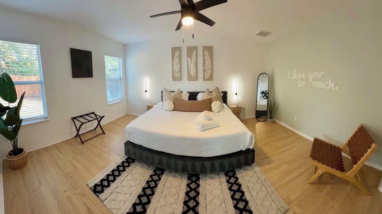 Photo of Bedroom in Hutto