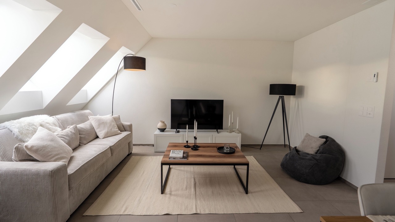 Photo of Livingroom in Center