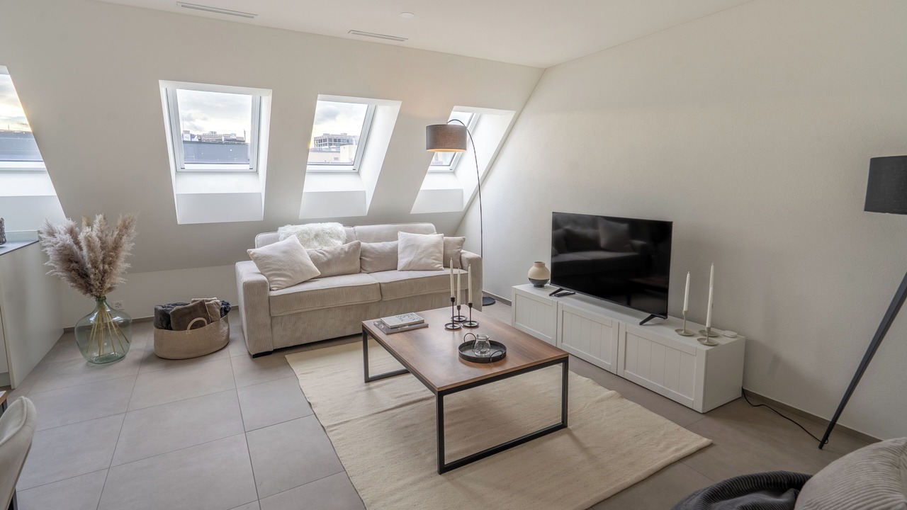 Photo of Livingroom in Center
