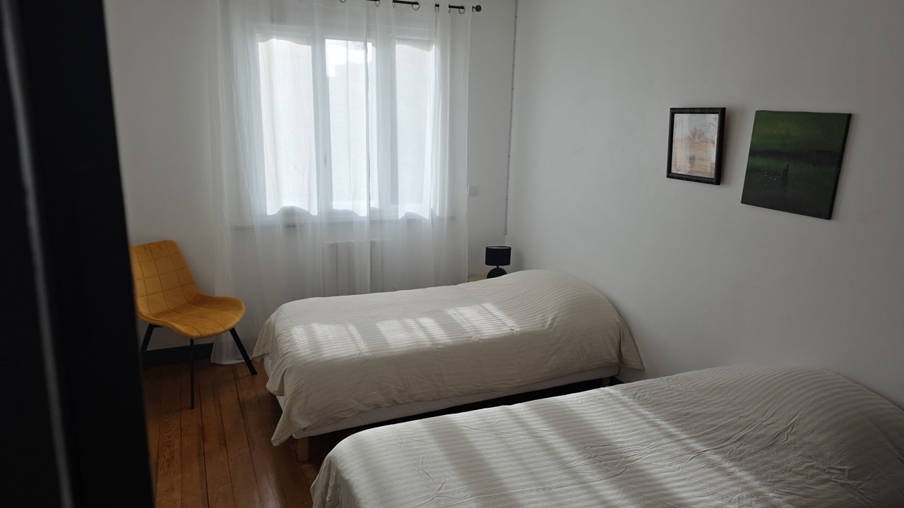 Photo of Bedroom in Bourg-en-Bresse