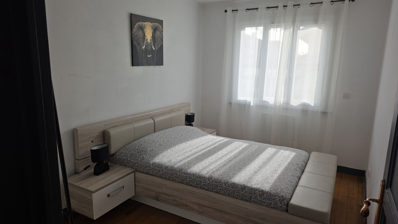 Photo of Bedroom in Bourg-en-Bresse