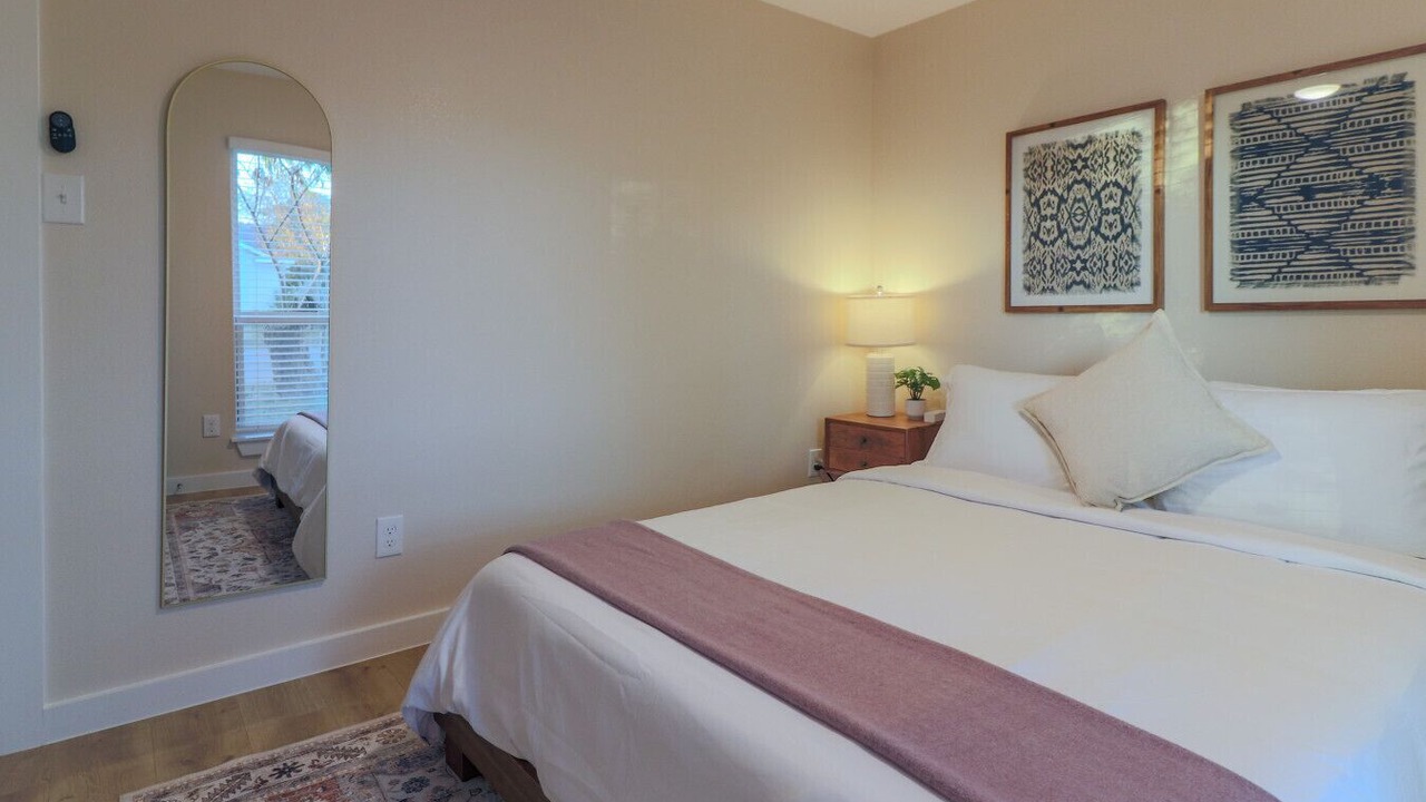 Photo of Bedroom in Buckingham Estates