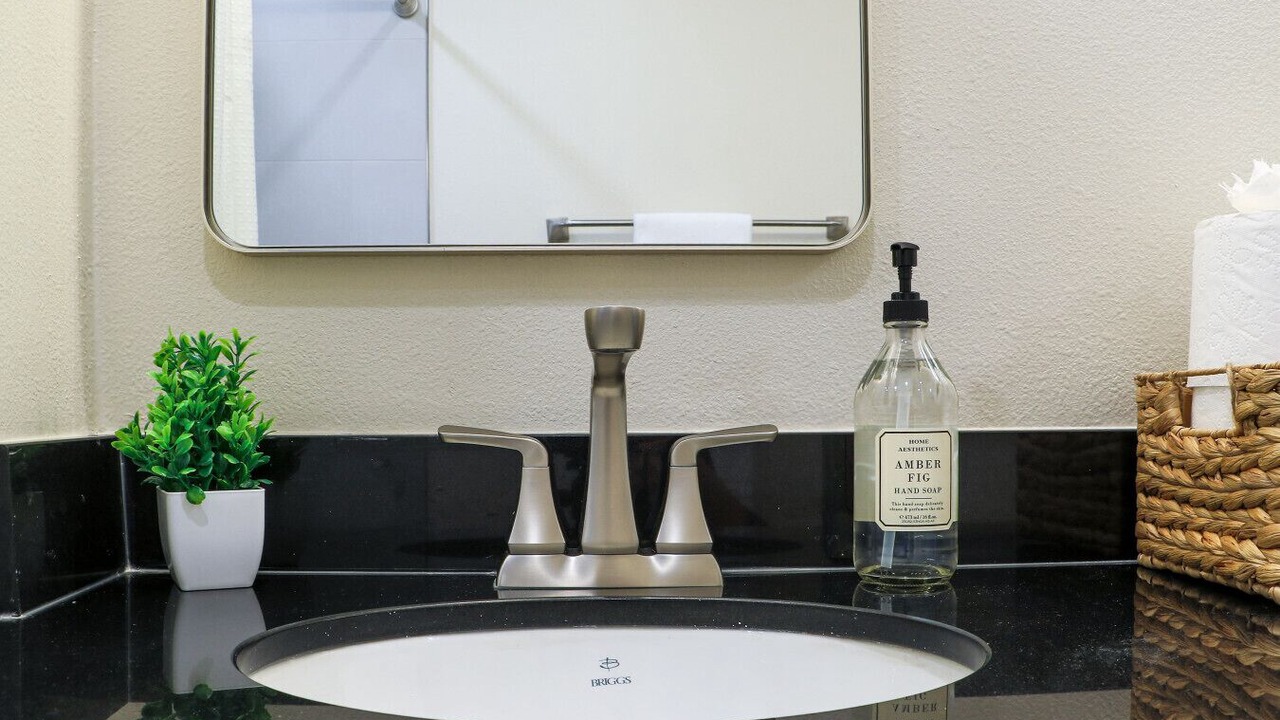 Photo of Bathroom in Buckingham Estates
