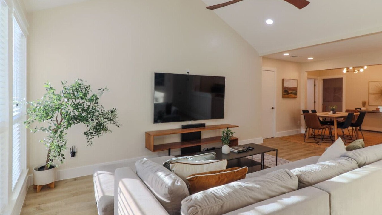 Photo of Bedroom in Buckingham Estates