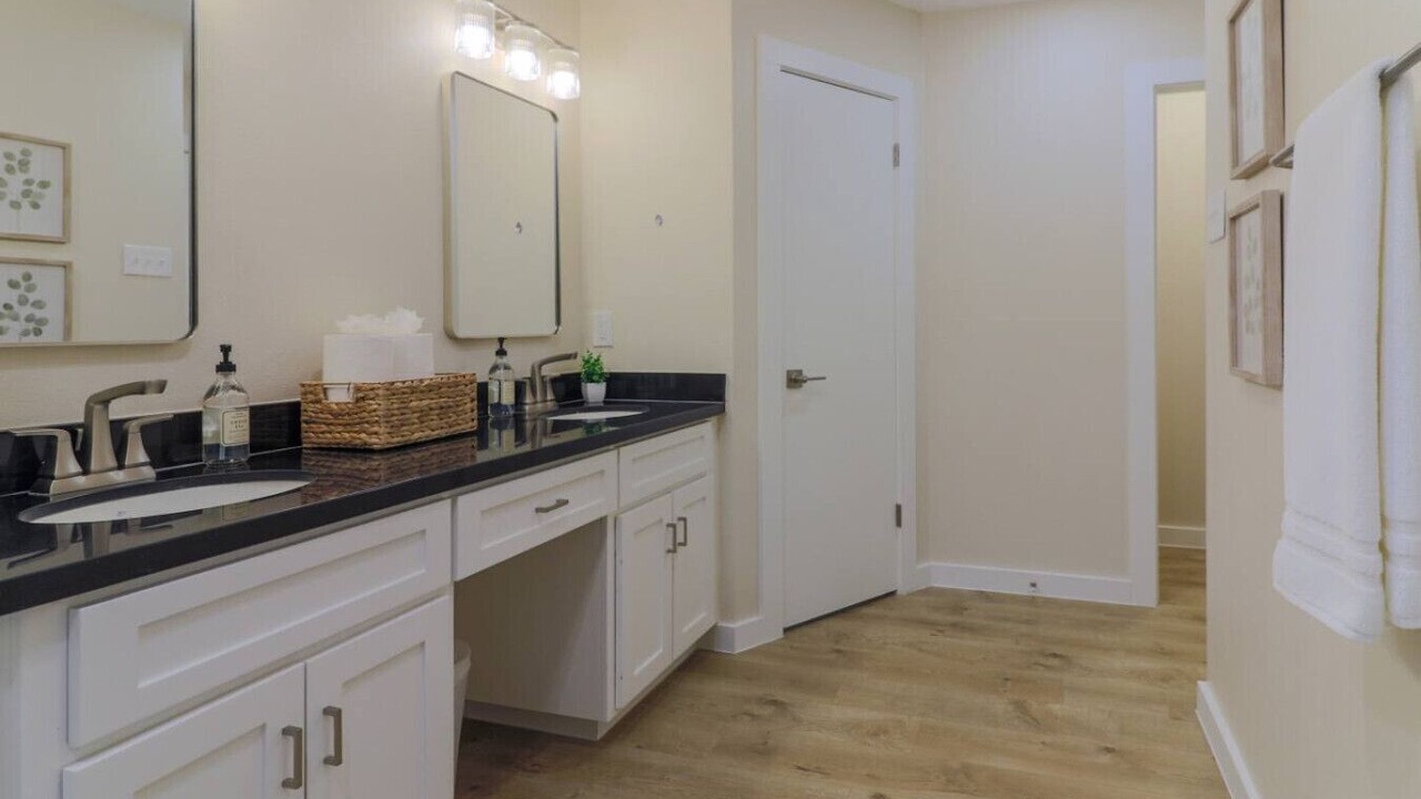 Photo of Bathroom in Buckingham Estates