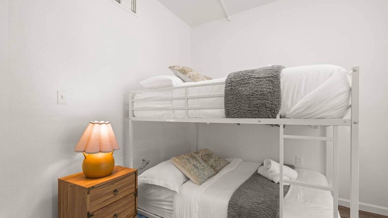 Photo of Bedroom in West Campus