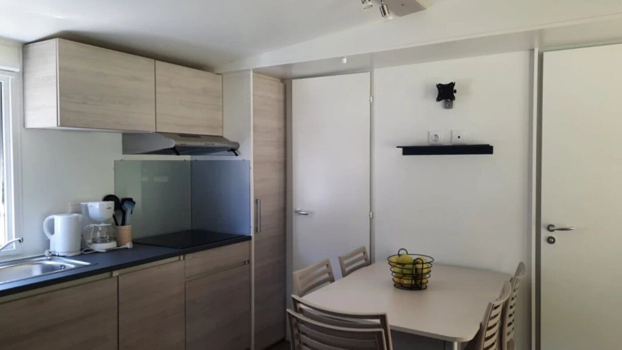 Photo of Kitchen in Chezery Forens