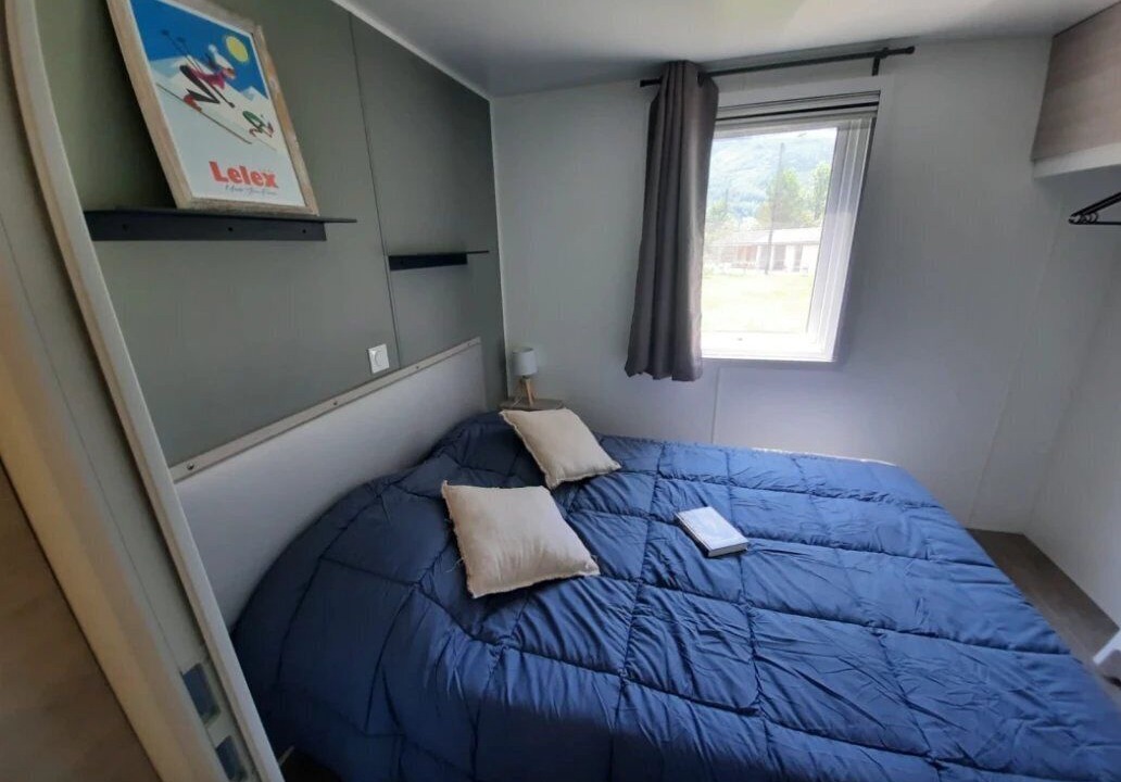 Photo of Bedroom in Chezery Forens