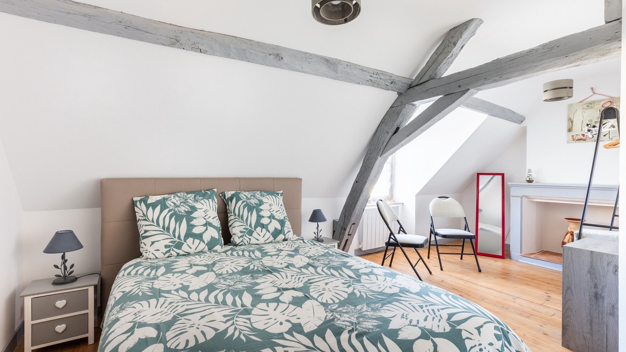 Photo of Bedroom in Saint-Aignan