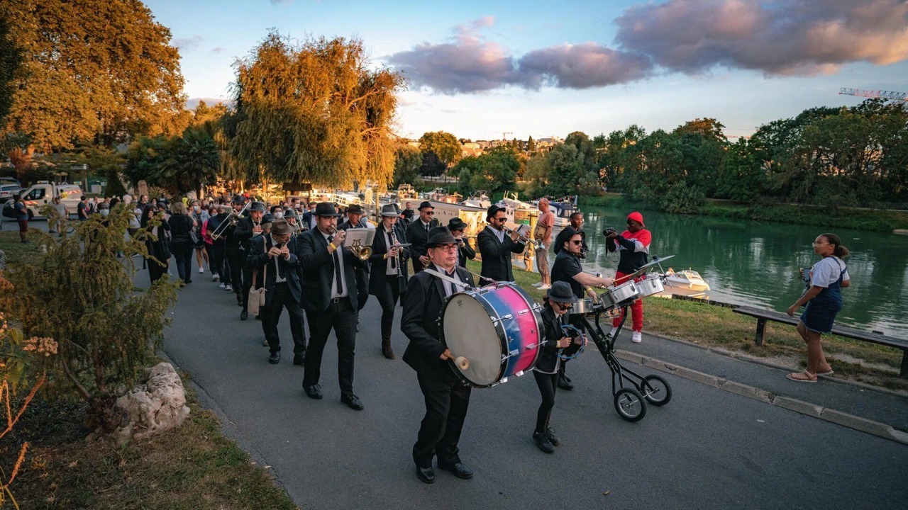 Photo of Others in Neuilly-sur-Marne