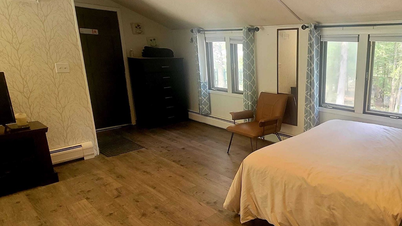 Photo of Bedroom in Weston