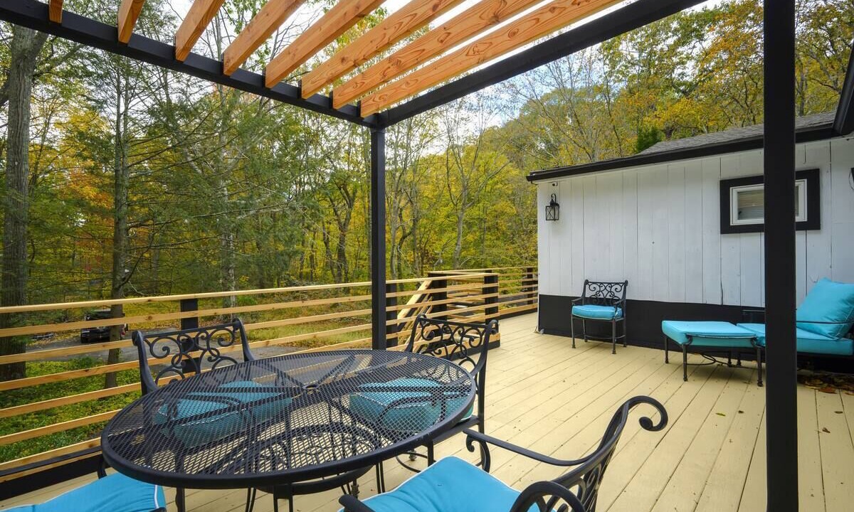 Photo of Outdoor in Weston