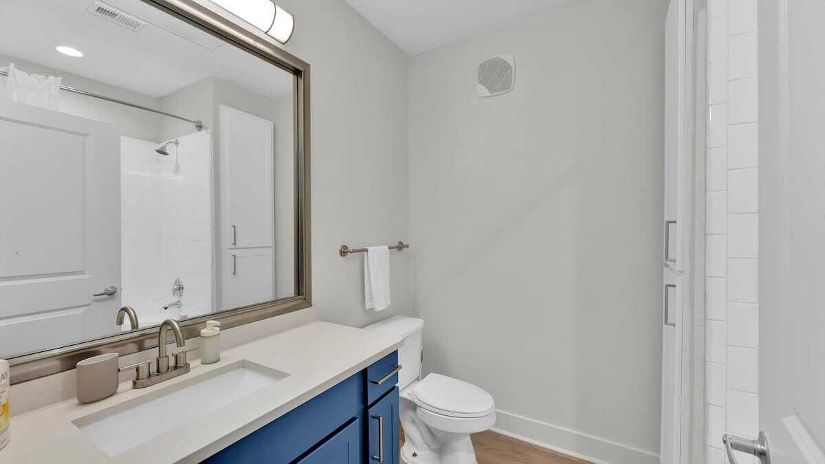 Photo of Bathroom in Deep Ellum