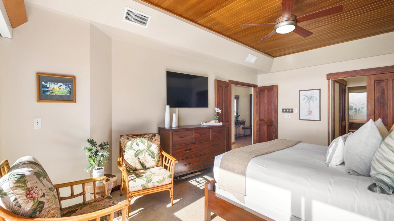 Photo of Others in Historic Lahaina Front Street