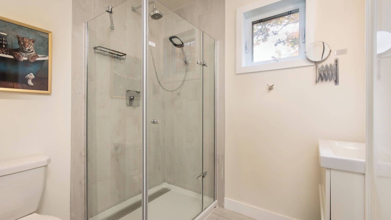 Photo of Bathroom in Sainte-Emelie-de-L'Energie