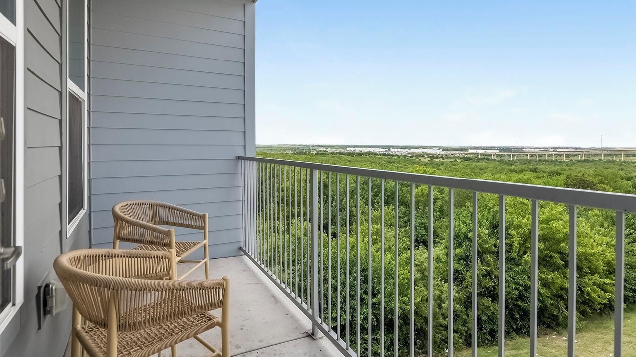 Photo of Outdoor in Manor