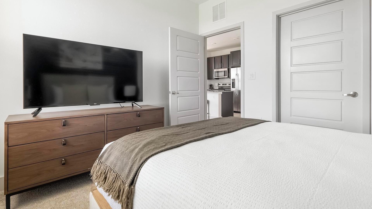 Photo of Bedroom in Manor