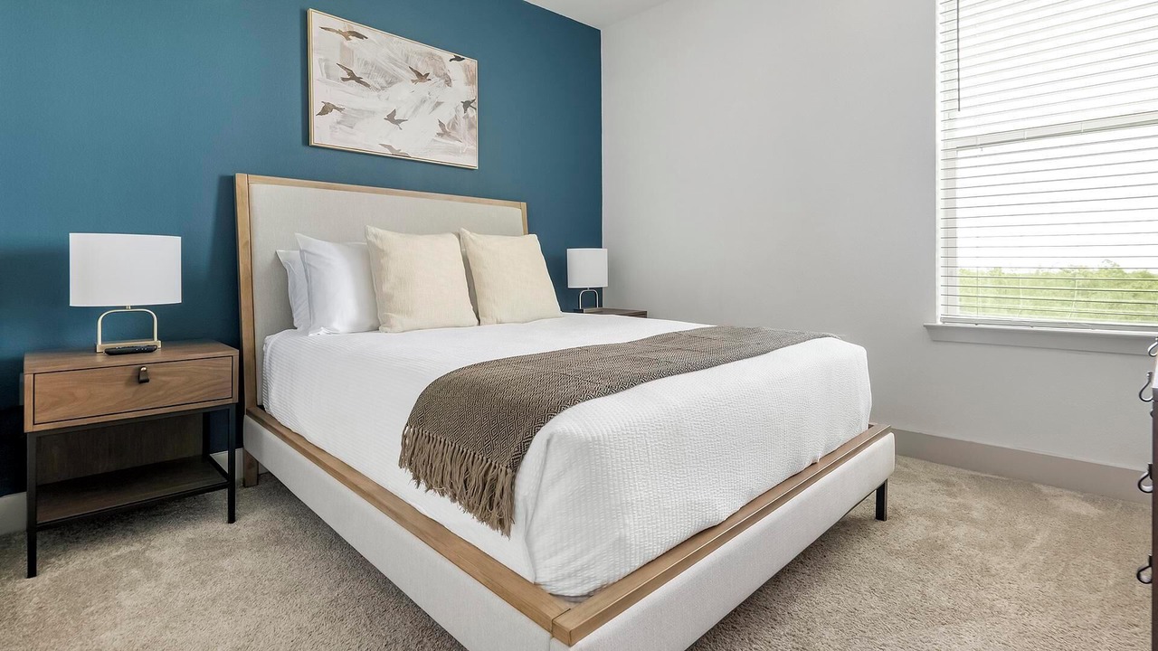 Photo of Bedroom in Manor