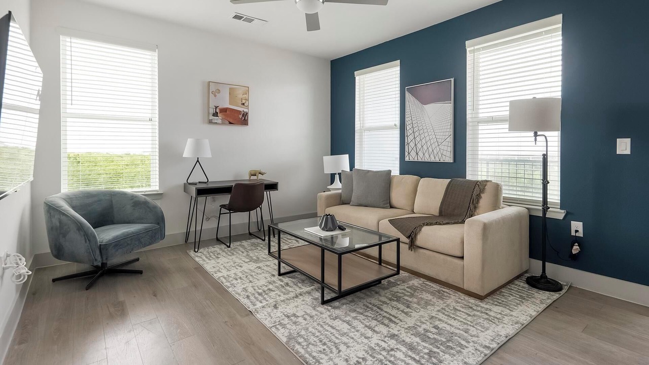 Photo of Livingroom in Manor
