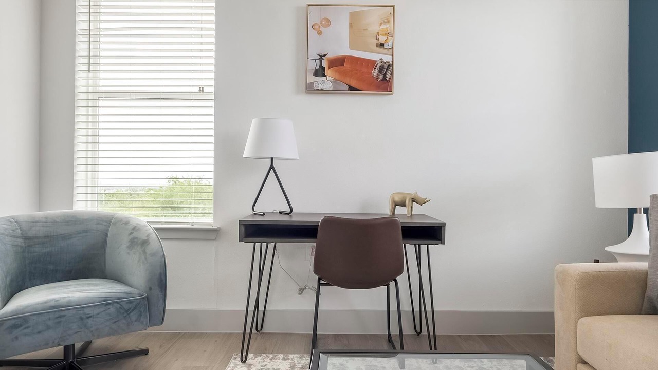 Photo of Livingroom in Manor