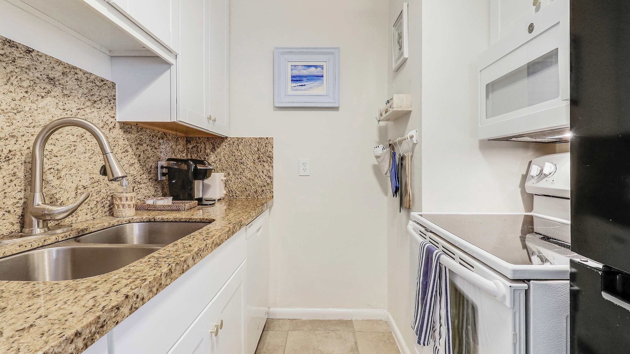 Photo of Kitchen in Flamingo Parks