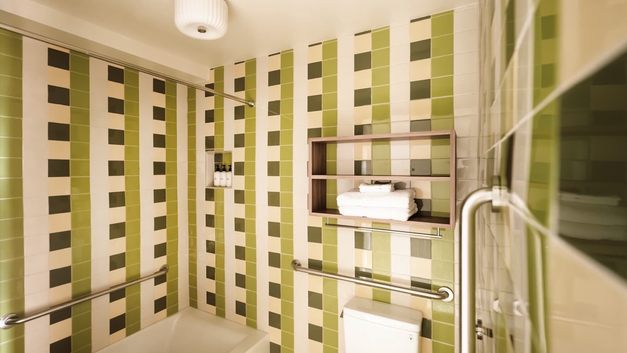 Photo of Bathroom in Hale