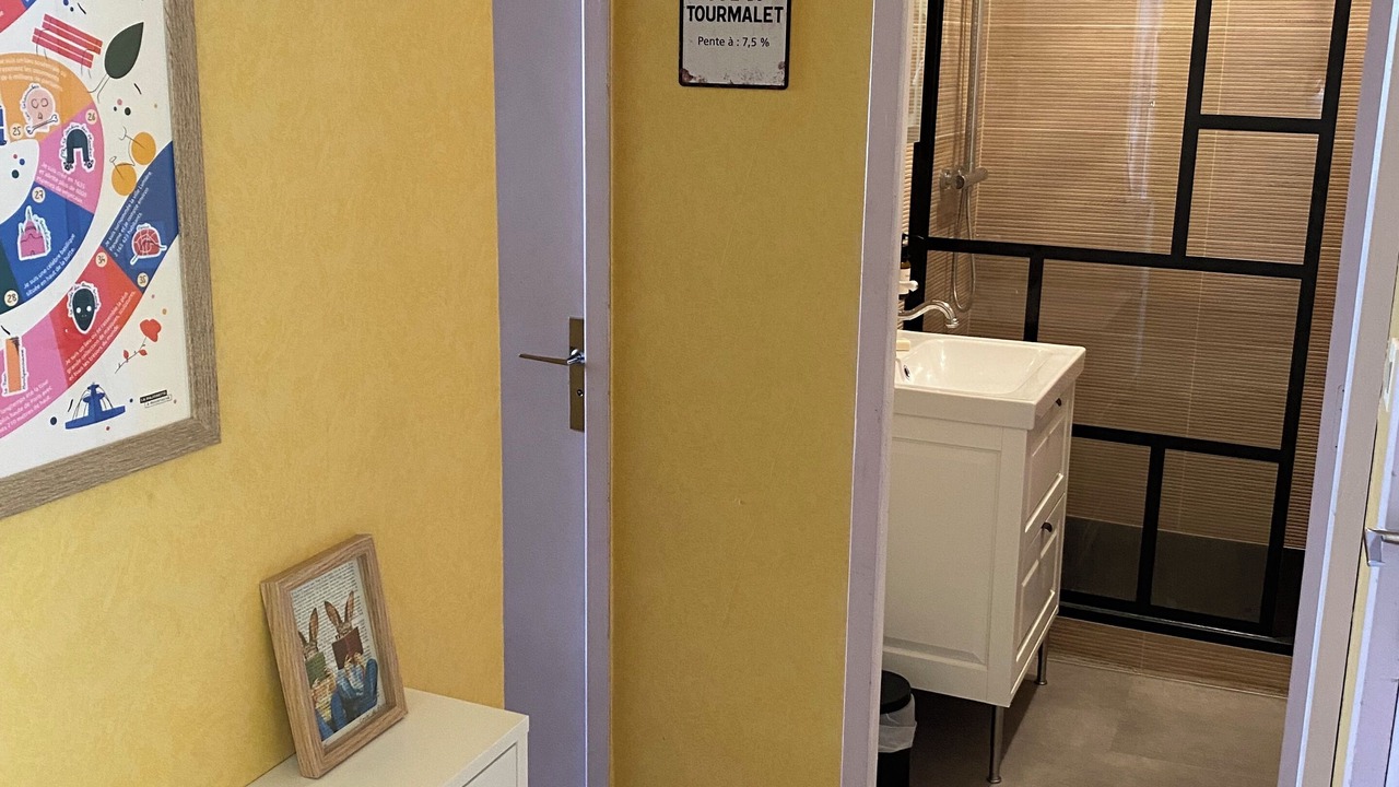 Photo of Bathroom in Bagneres-de-Luchon