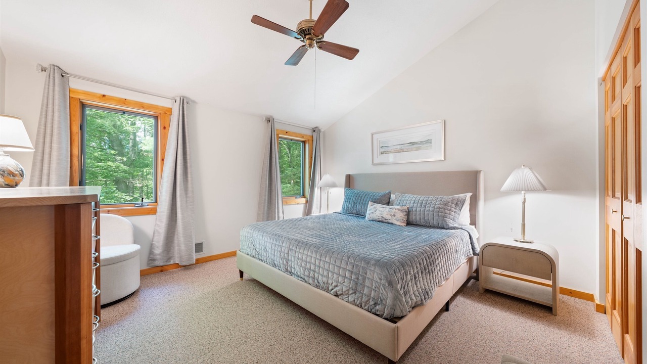 Photo of Bedroom in Lake Ann