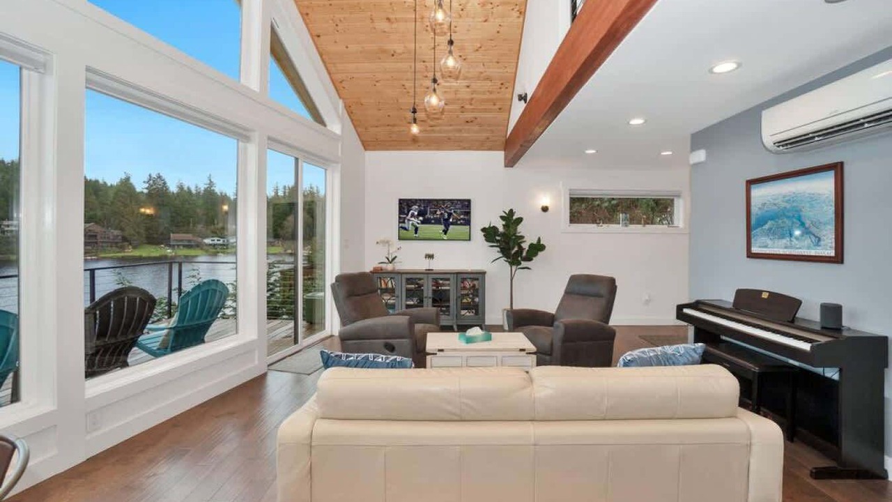 Photo of Others in Warm Beach