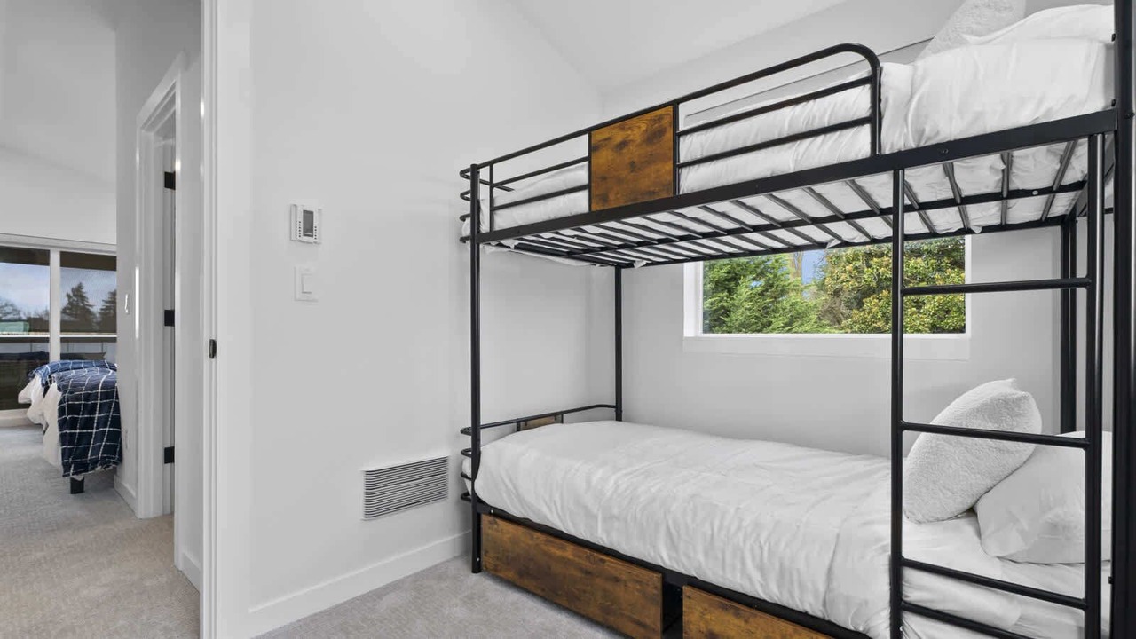 Photo of Bedroom in Whittier Heights