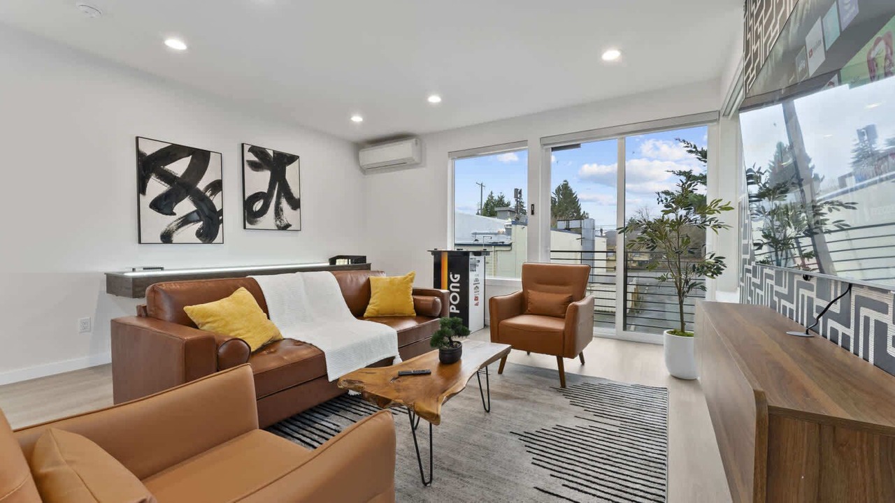 Photo of Others in Whittier Heights