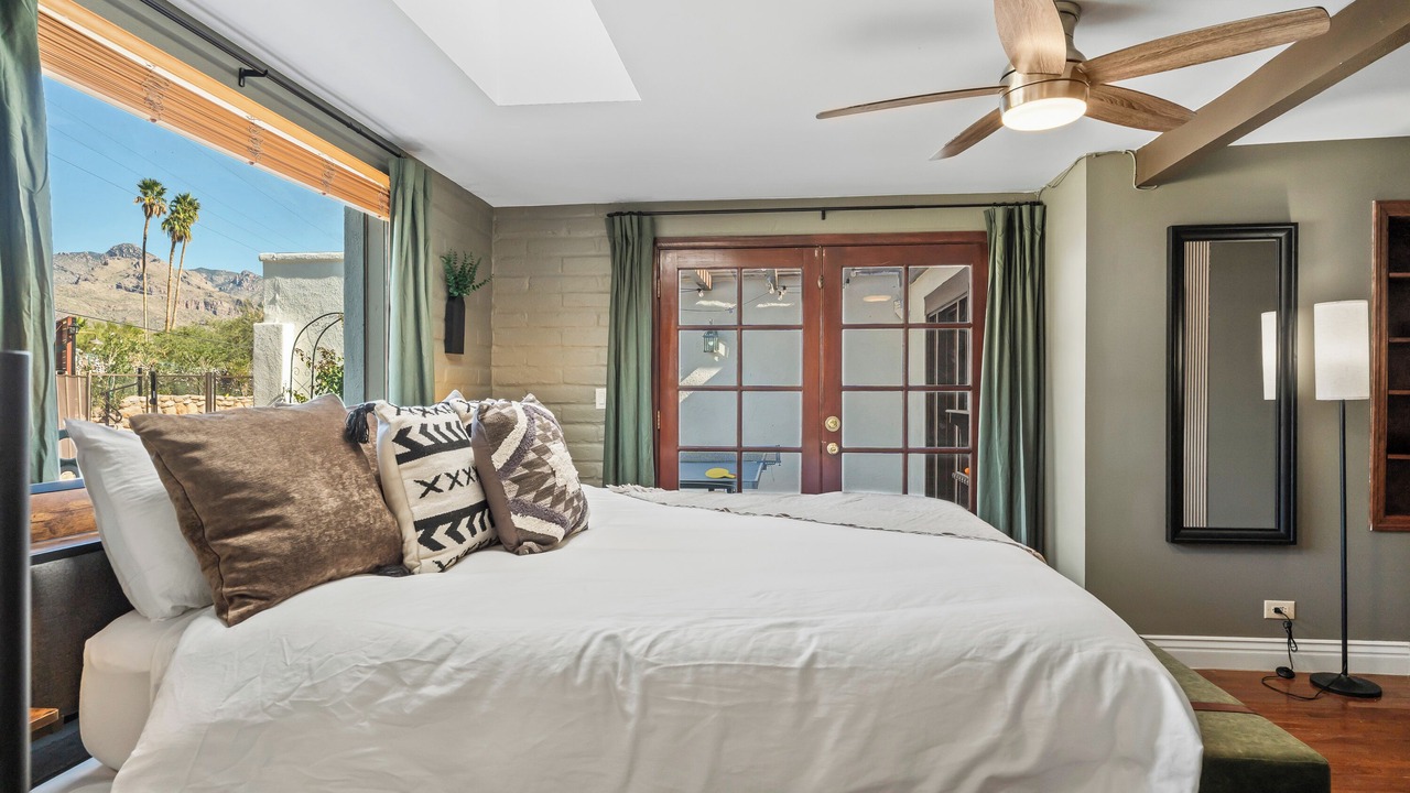 Photo of Bedroom in Casas Adobes Estates