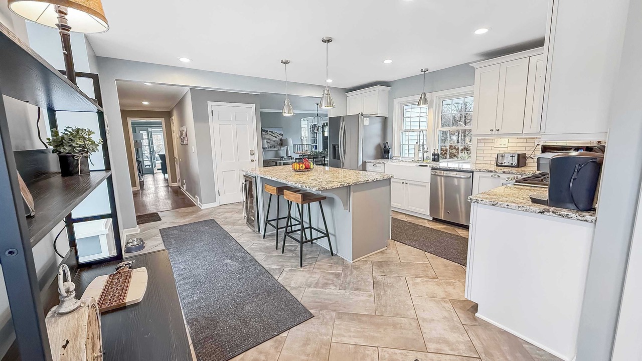 Photo of Kitchen in Novelty