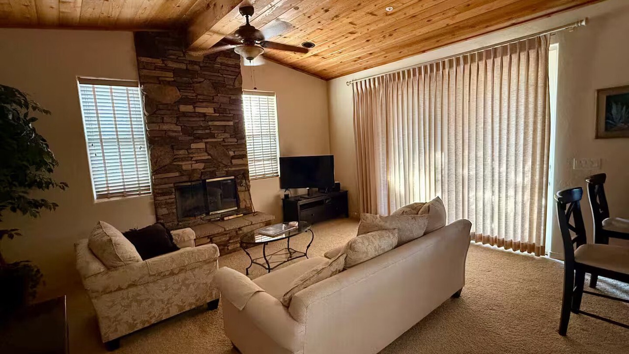 Photo of Livingroom in Warner Springs Ranch