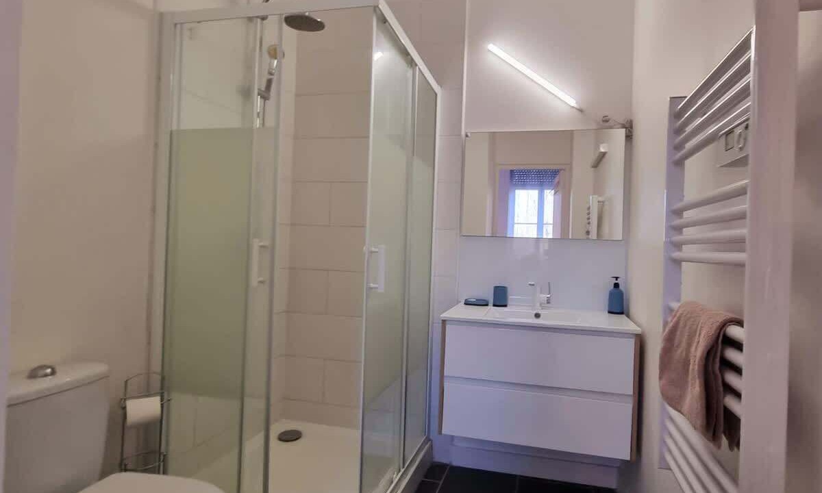 Photo of Bathroom in Saint-Maurice Pellevoisin
