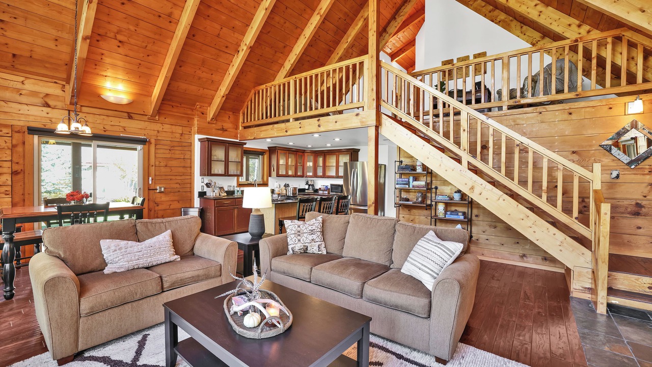 Photo of Livingroom in McCall