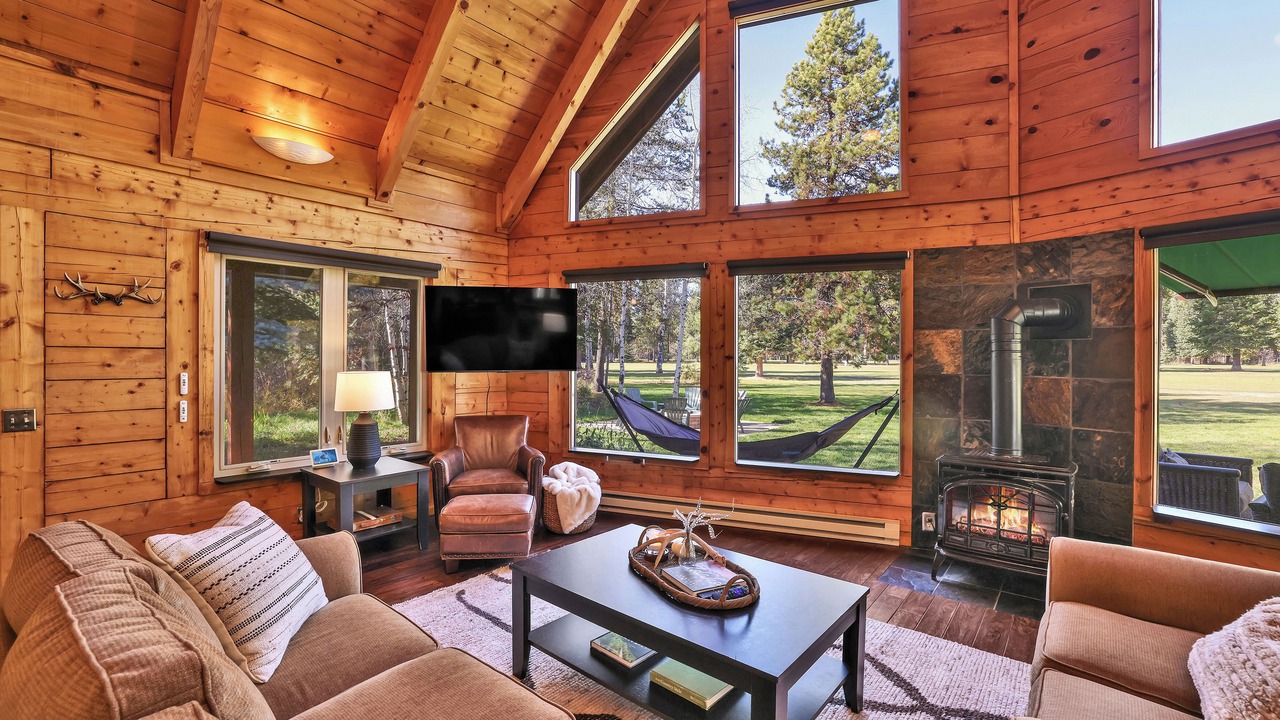 Photo of Livingroom in McCall
