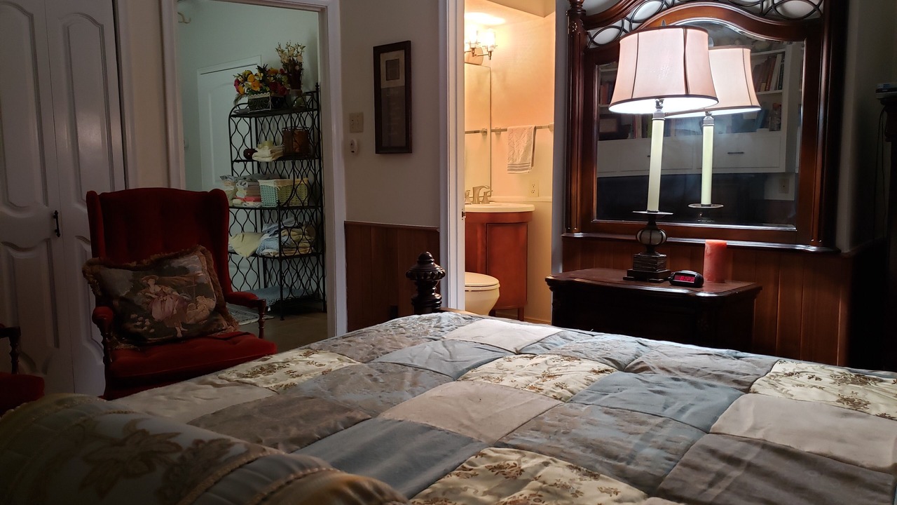 Photo of Bedroom in Far North Dallas