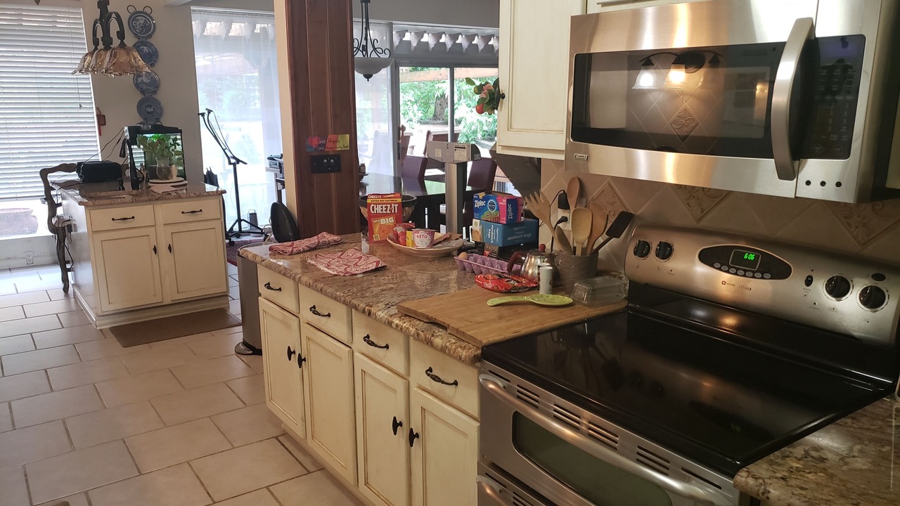 Photo of Kitchen in Far North Dallas