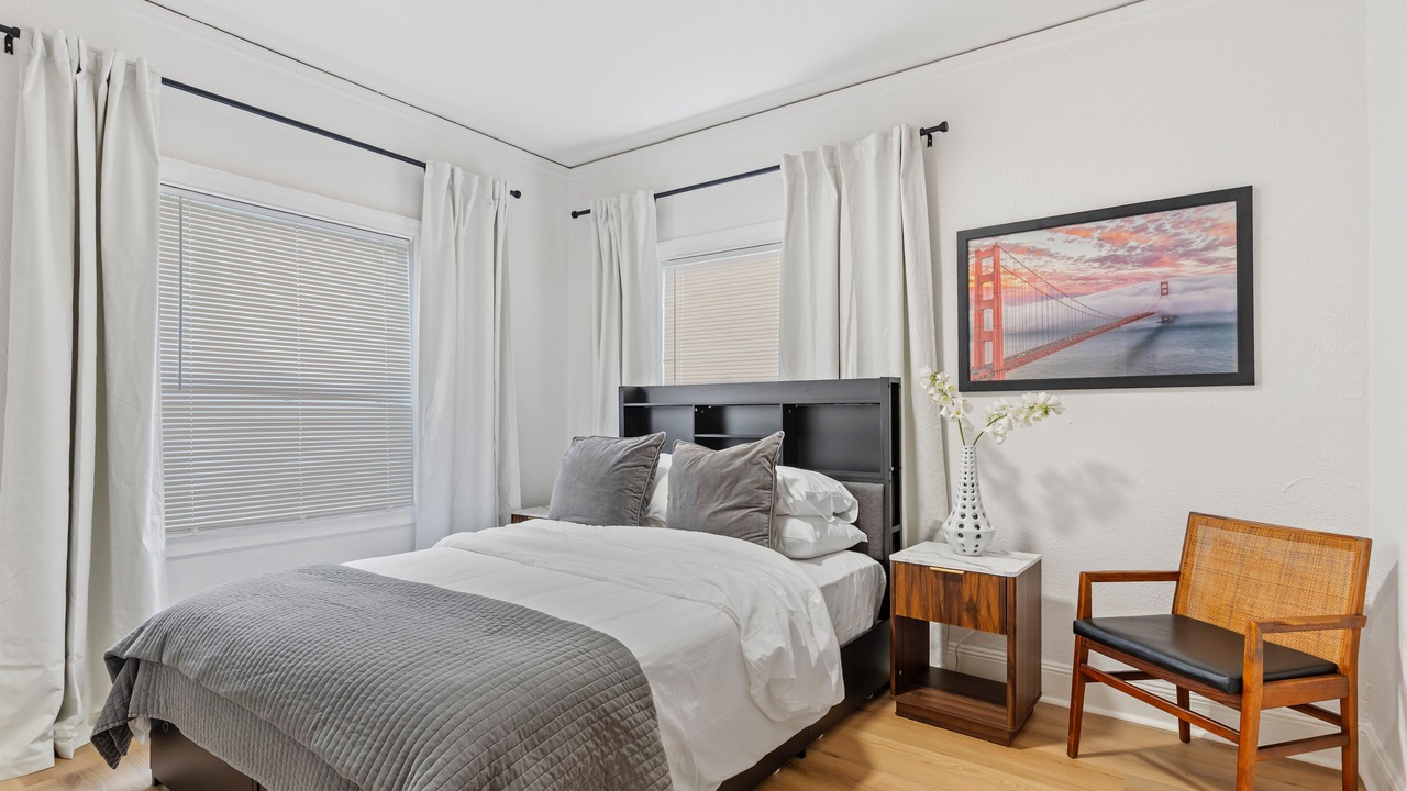 Photo of Bedroom in Southwest Berkeley