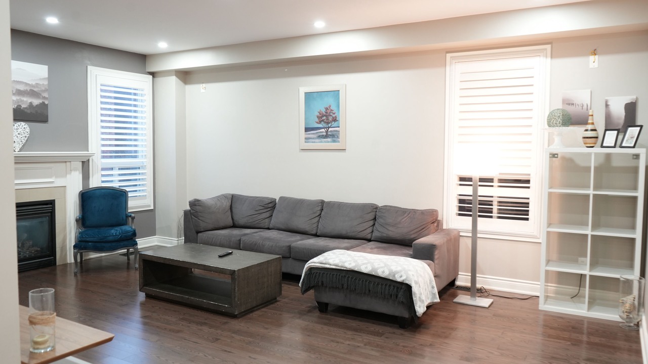 Photo of Livingroom in Burlington