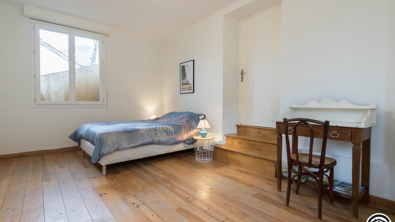 Photo of Bedroom in Estenos