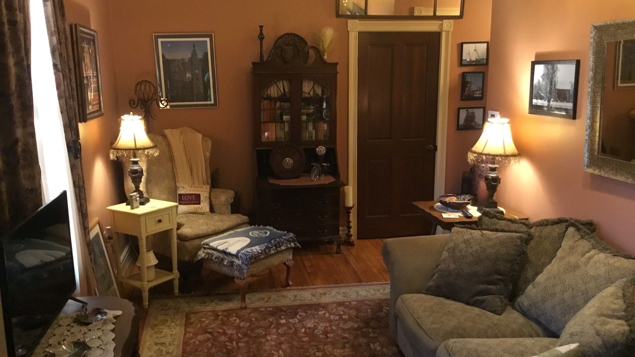 Photo of Livingroom in Tonawanda