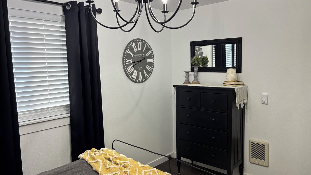 Photo of Bedroom in Pendleton