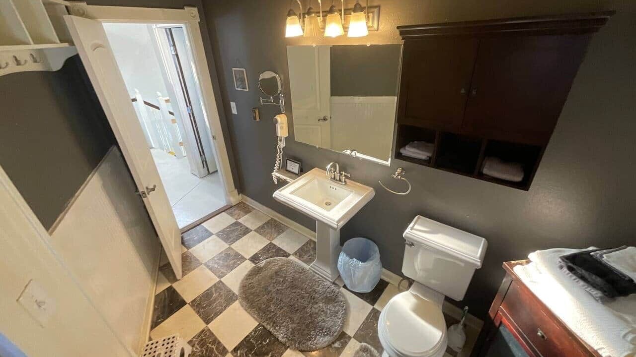 Photo of Bathroom in Laramie